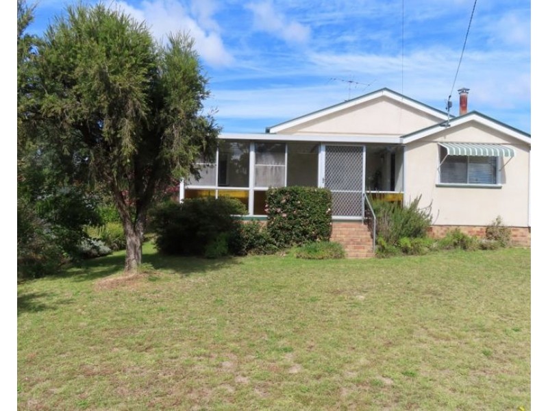 31 College Road, Stanthorpe QLD 4380