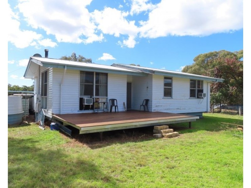 312 Kerridges Road, Glen Aplin QLD 4381