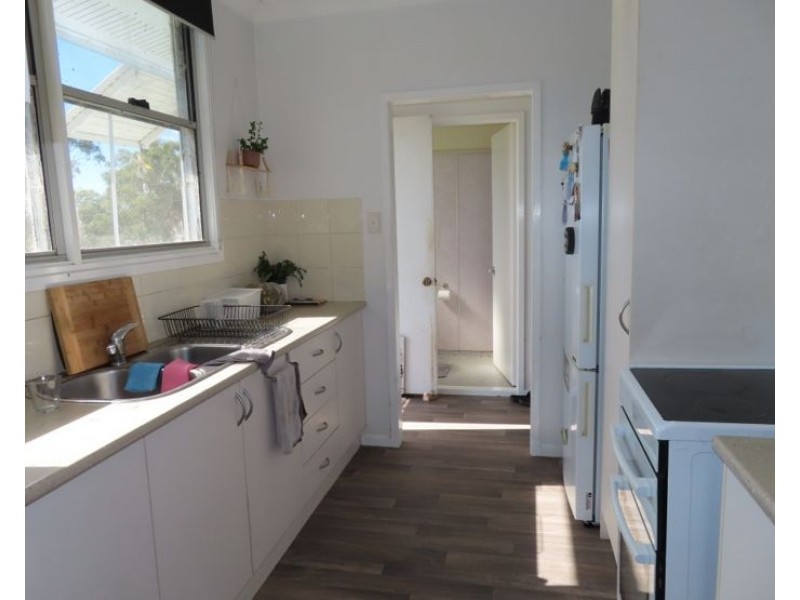 312 Kerridges Road, Glen Aplin QLD 4381