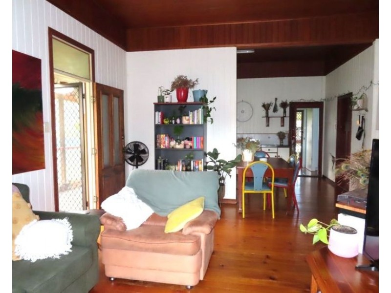 14 Belwood Street, Stanthorpe QLD 4380