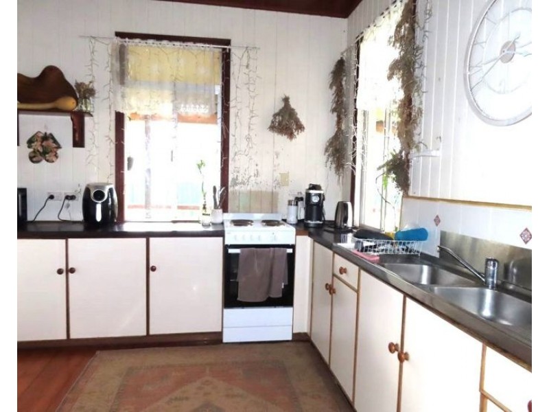 14 Belwood Street, Stanthorpe QLD 4380