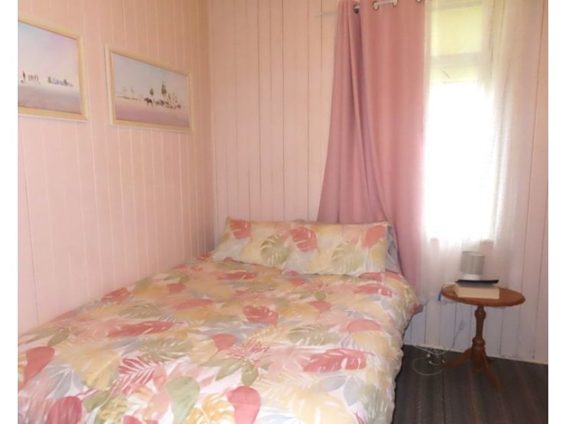 14 Belwood Street, Stanthorpe QLD 4380