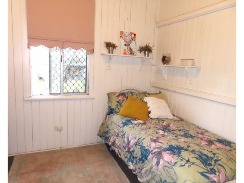 14 Belwood Street, Stanthorpe QLD 4380