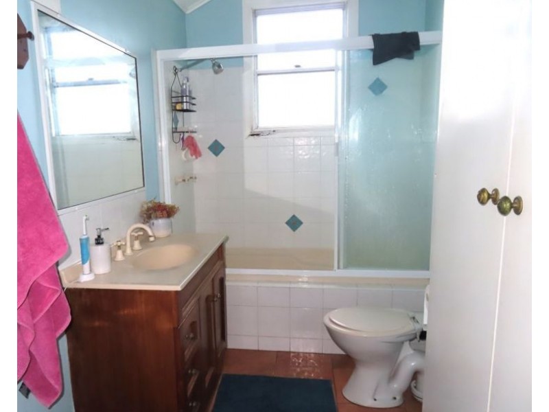 14 Belwood Street, Stanthorpe QLD 4380