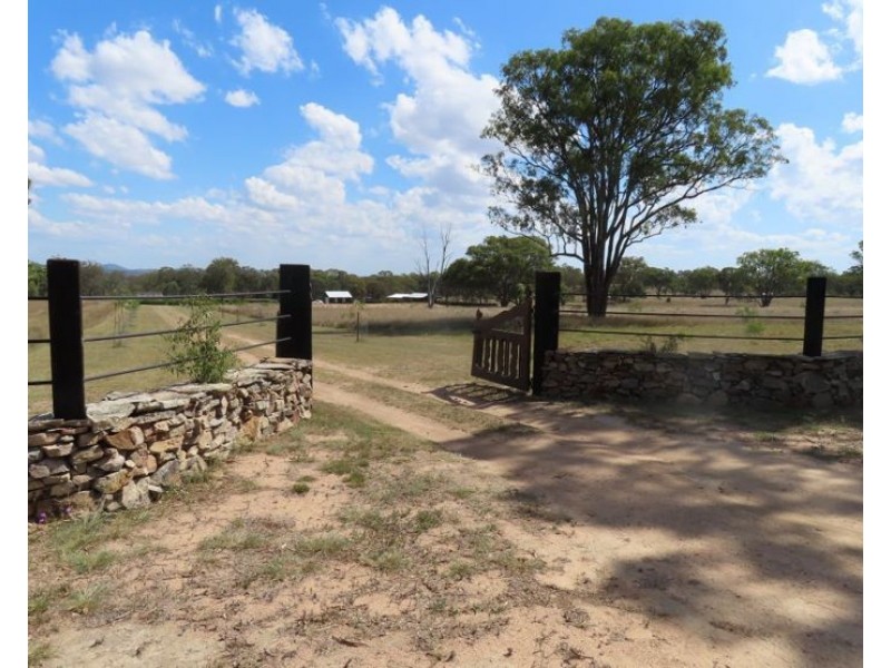 2087 Rabbit Fence Road, Dalveen QLD 4374