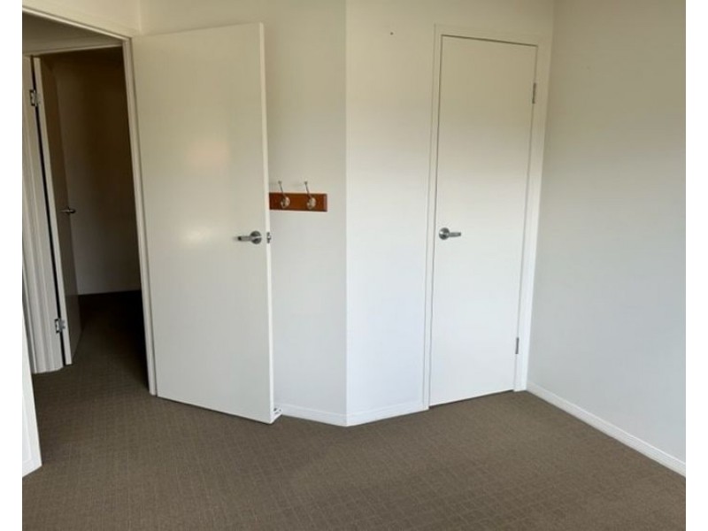 3 Micale Lane, Glen Aplin QLD 4381