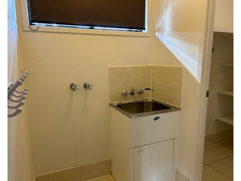 3 Micale Lane, Glen Aplin QLD 4381