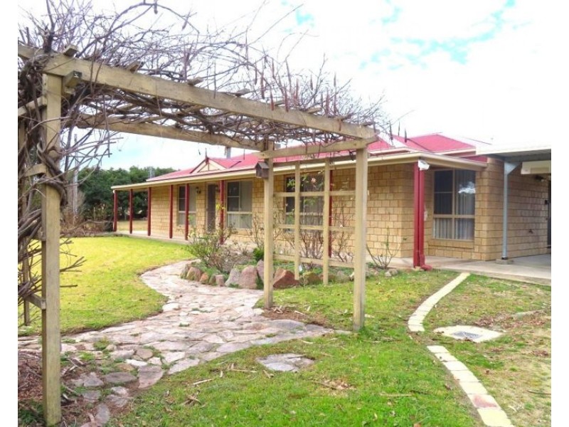 9 Rifle Range Road, Stanthorpe QLD 4380