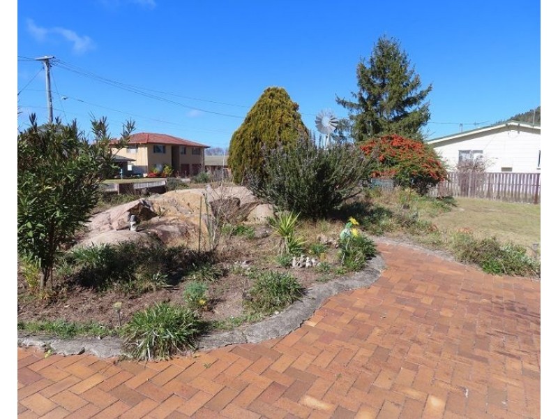 4 Recreation Crescent, Stanthorpe QLD 4380