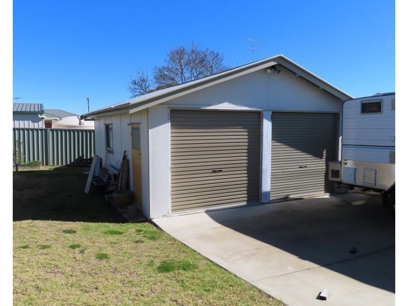 4 Thorpe Street, Stanthorpe QLD 4380