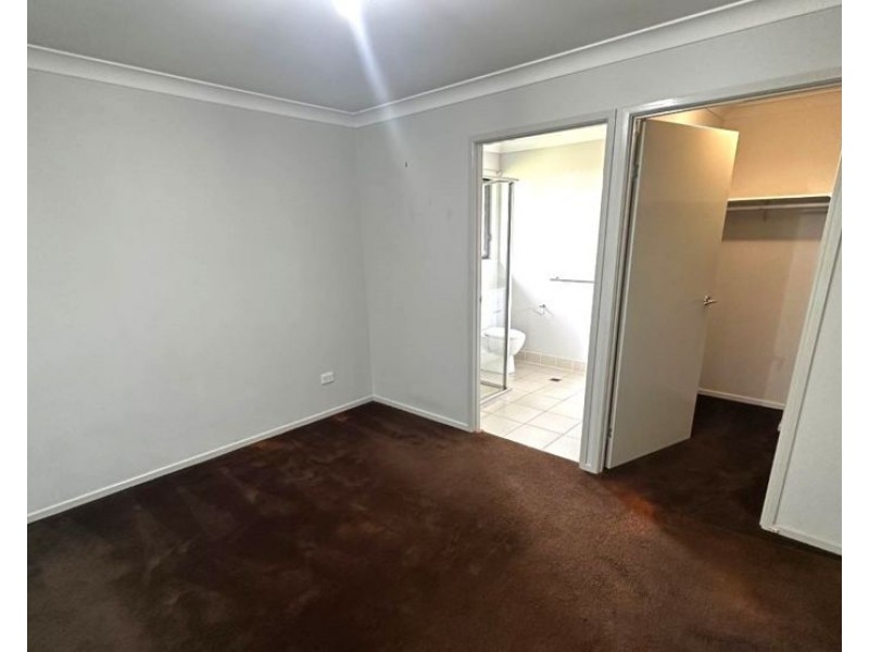 7 Micale Lane, Glen Aplin QLD 4381