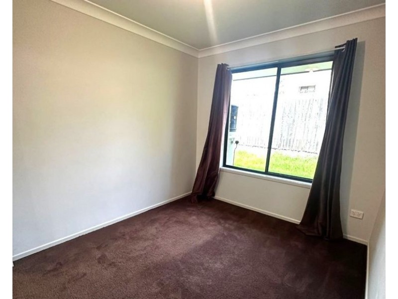 7 Micale Lane, Glen Aplin QLD 4381