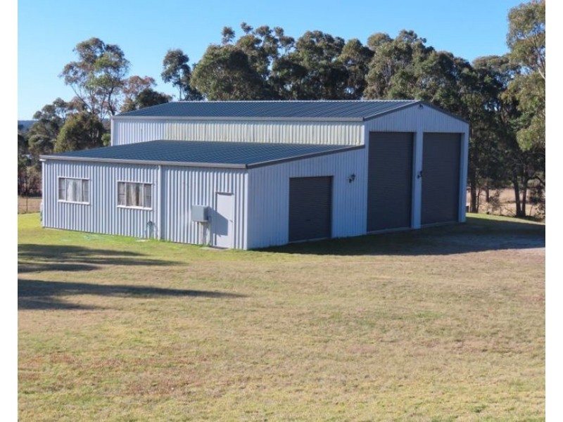 24 Minuti Lane, Amiens QLD 4380