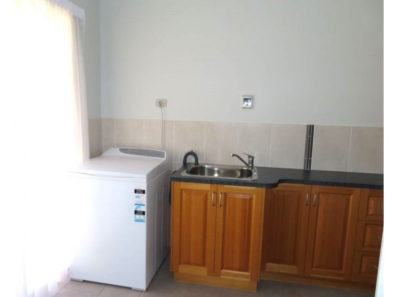 24 Minuti Lane, Amiens QLD 4380