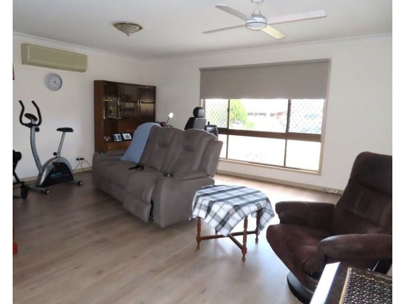 15 Ellevsen Street, Stanthorpe QLD 4380