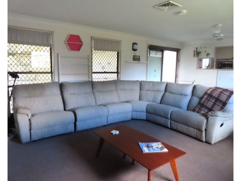 15 Ellevsen Street, Stanthorpe QLD 4380