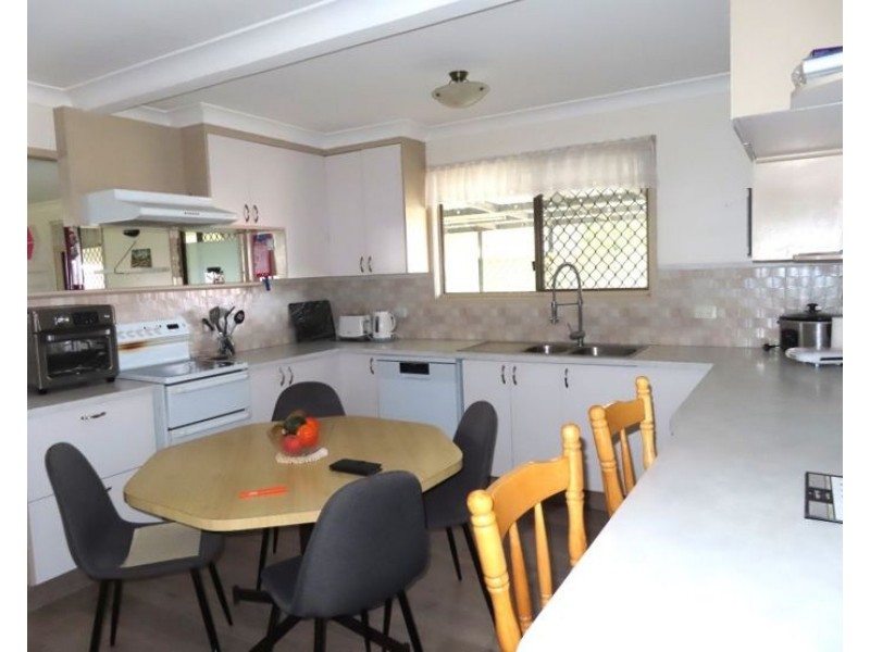 15 Ellevsen Street, Stanthorpe QLD 4380