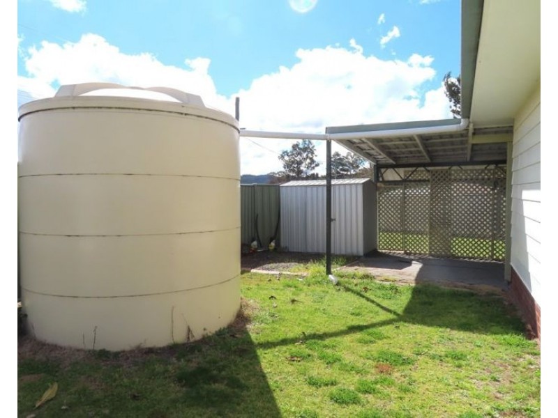 15 Ellevsen Street, Stanthorpe QLD 4380