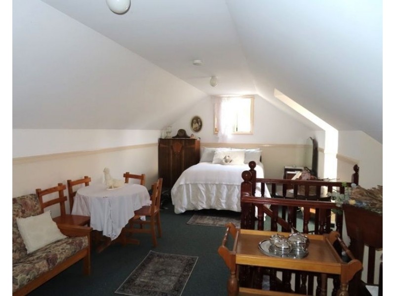 54 Old Caves Road, Stanthorpe QLD 4380