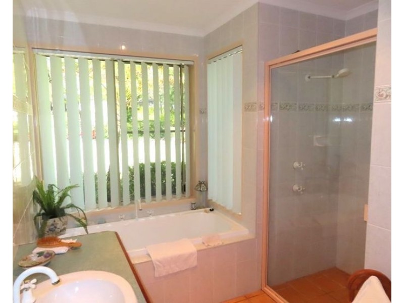 54 Old Caves Road, Stanthorpe QLD 4380