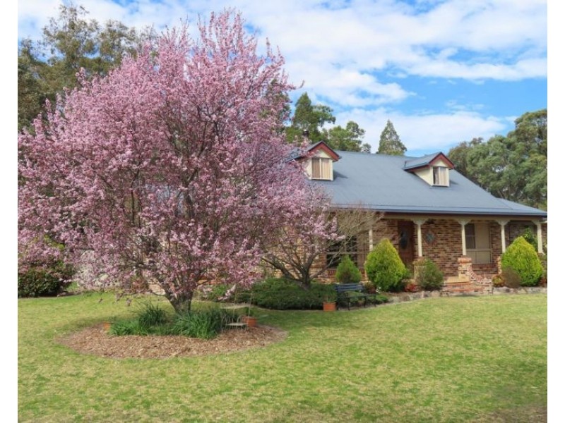 54 Old Caves Road, Stanthorpe QLD 4380