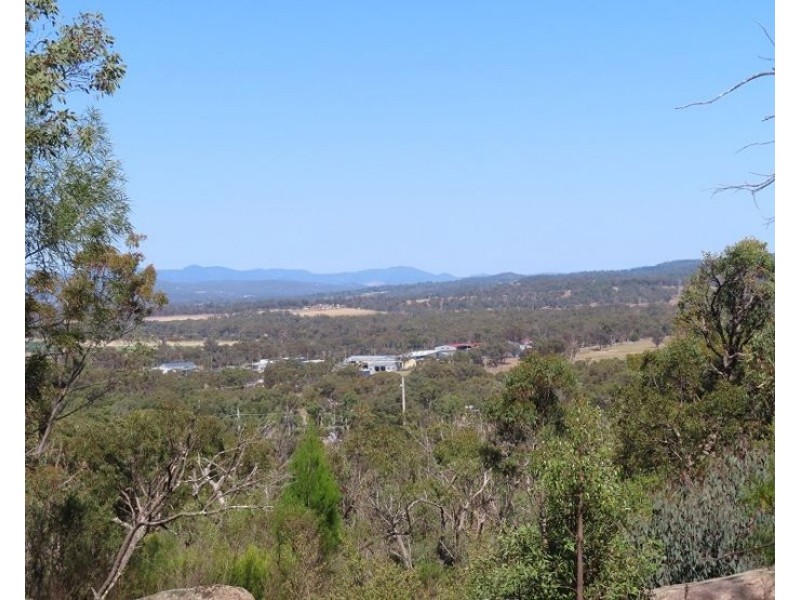 83 Nelson Crescent, Stanthorpe QLD 4380