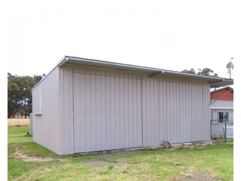 64 Hawkes Lane, Eukey QLD 4380