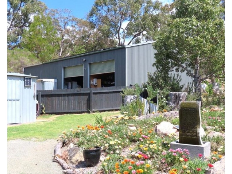 60 Mount Tully Road, Stanthorpe QLD 4380