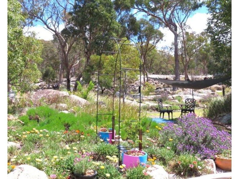 60 Mount Tully Road, Stanthorpe QLD 4380