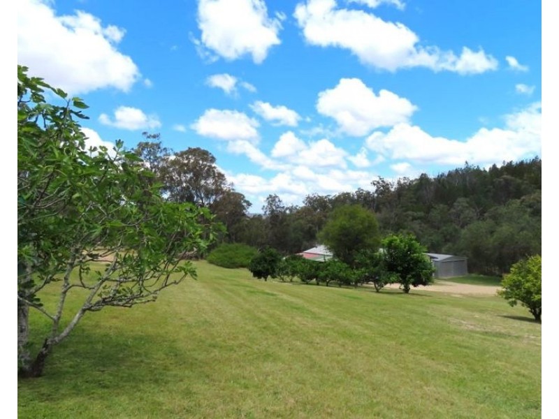 16 Dunn Lane, Thorndale QLD 4380