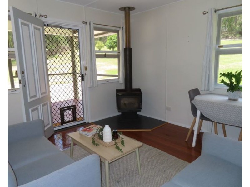 16 Dunn Lane, Thorndale QLD 4380