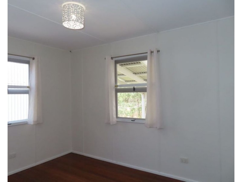 16 Dunn Lane, Thorndale QLD 4380