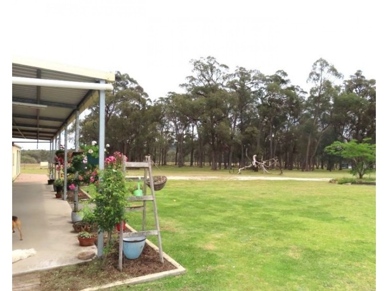 70 Willocks Lane, Greenlands QLD 4380