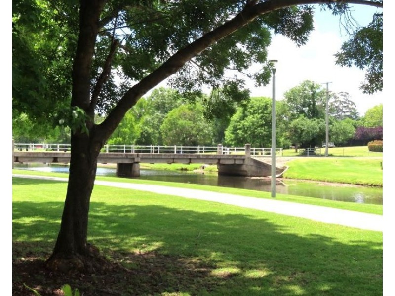 17 Denham Street, Stanthorpe QLD 4380