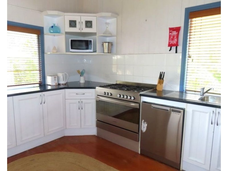 17 Denham Street, Stanthorpe QLD 4380