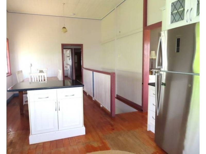 17 Denham Street, Stanthorpe QLD 4380