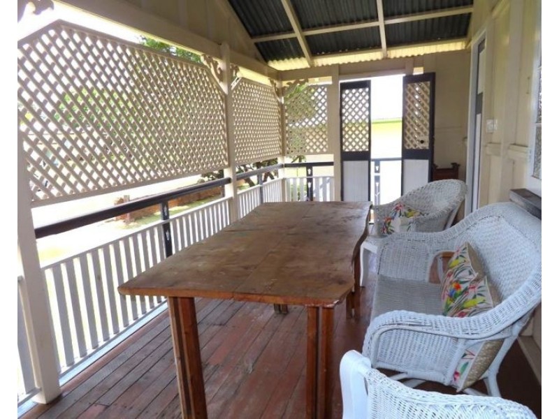 17 Denham Street, Stanthorpe QLD 4380