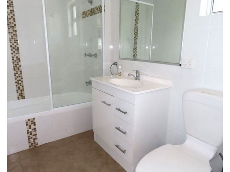 17 Denham Street, Stanthorpe QLD 4380