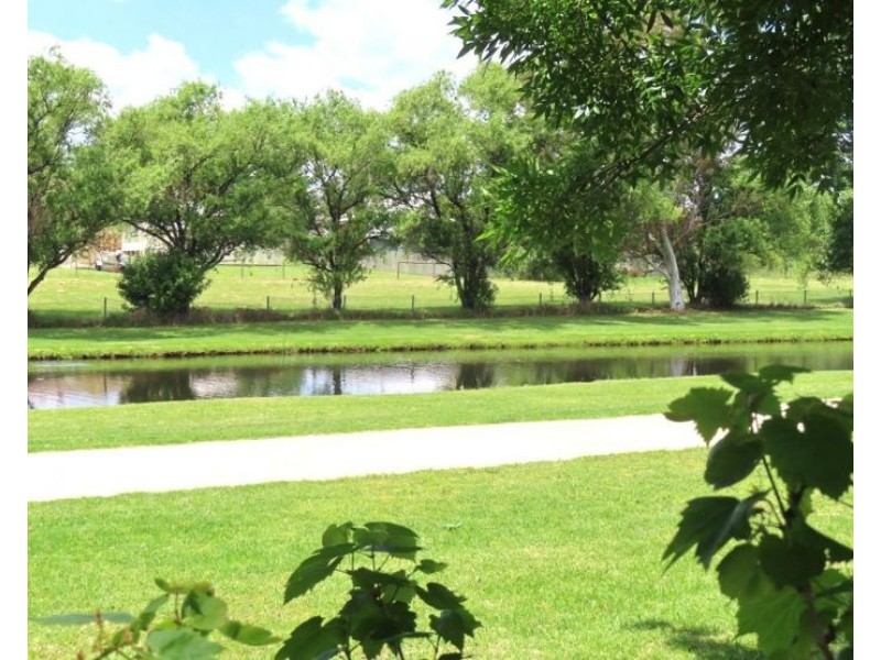 17 Denham Street, Stanthorpe QLD 4380