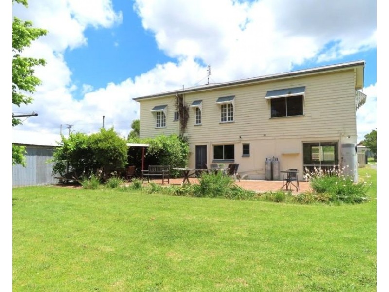 17 Denham Street, Stanthorpe QLD 4380