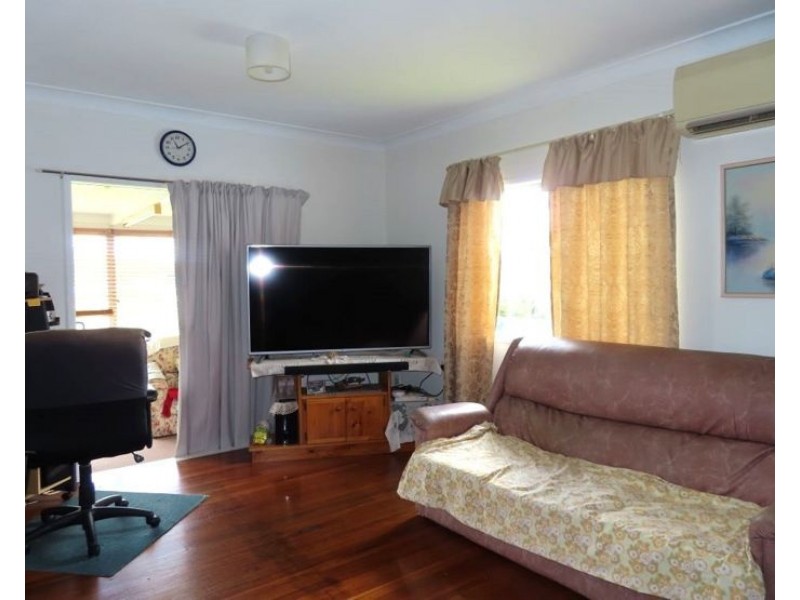 26 Pierpoint Street, Stanthorpe QLD 4380