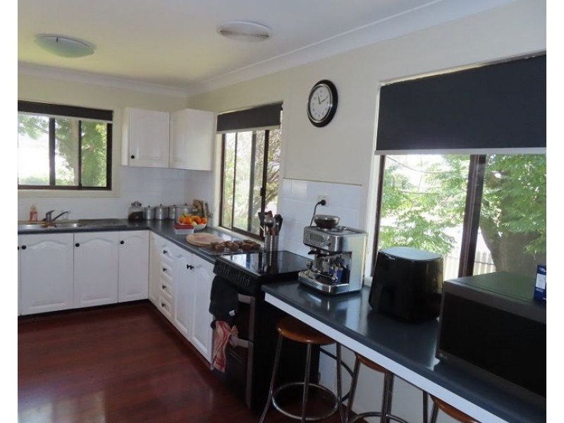 2 Ellevsen Street, Stanthorpe QLD 4380