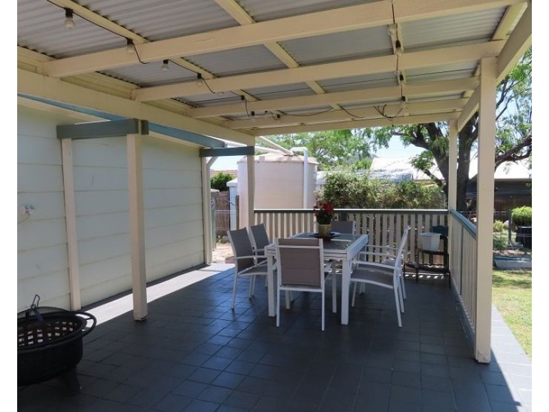 2 Ellevsen Street, Stanthorpe QLD 4380