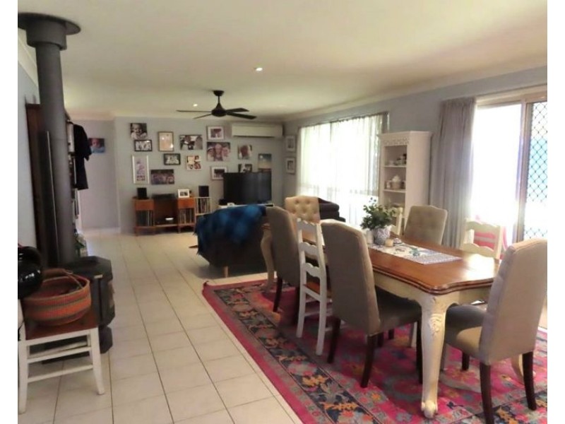 28 Fairway Crescent, Stanthorpe QLD 4380