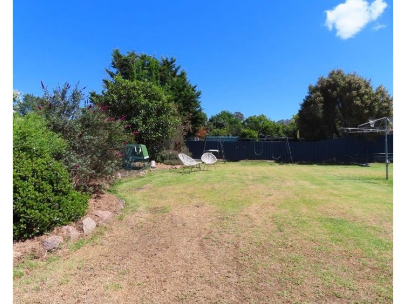 28 Fairway Crescent, Stanthorpe QLD 4380