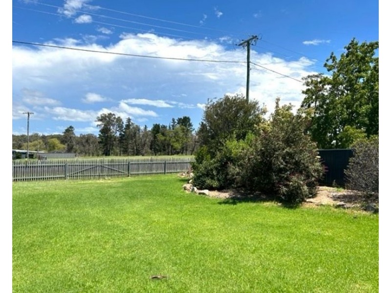 28 Fairway Crescent, Stanthorpe QLD 4380