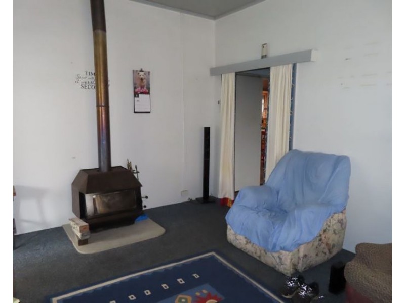 99 Granite Belt Drive, The Summit QLD 4377