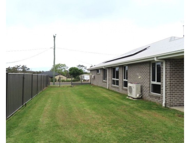 48 Amosfield Road, Stanthorpe QLD 4380