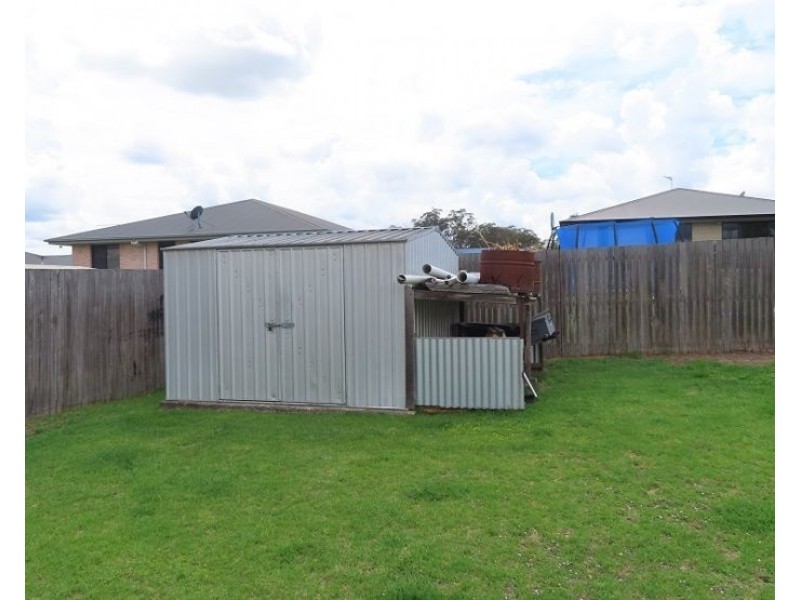 39 Britannia Street, Stanthorpe QLD 4380