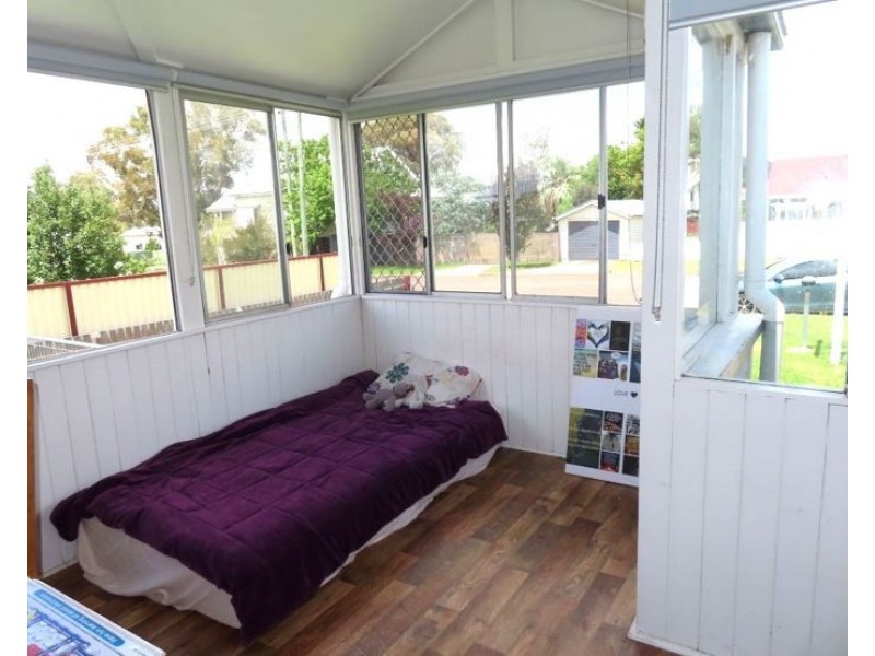 6 Symes Street, Stanthorpe QLD 4380